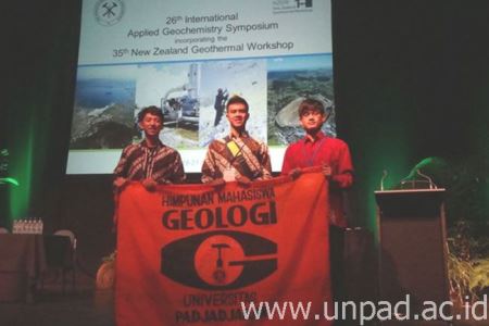 02 12 2013 Teliti Tangkupan Perahu, mahasiswa Unpad Meluncur Ke Selandia Baru