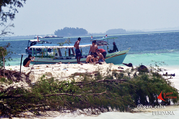 Ganesha Perdana - Jangan Kotori Pantai Kami