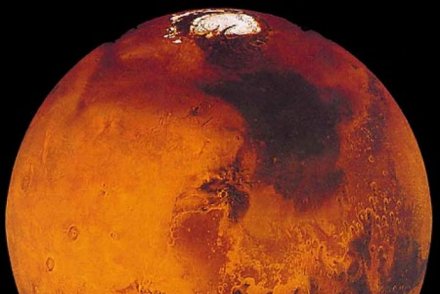 Dibutuhkan: penduduk!. Ribuan relawan mengikuti seleksi misi penerbangan satu arah ke Planet Merah, Mars.