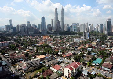 Pria itu dideportasi dari Australia pada hari Rabu (14/1), dan kemarin (15/1), pemerintah Malaysia-pun sudah menunggunya di Bandara Internasional Kuala Lumpur. (Foto: AFP)