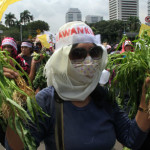 Pemberantasan Korupsi Mundur, Korban Pelanggaran HAM Karnaval ke Istana