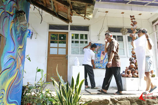 Persiapan Festival Kampung Wisata Kreatif Dago Pojok "Ulubiung" 2015.