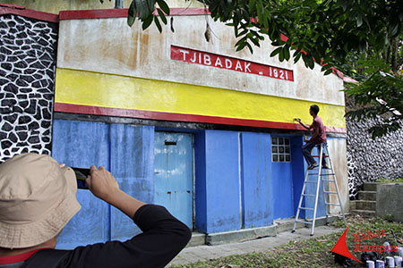 Water Leiding Cibadak sedang diperbaiki.