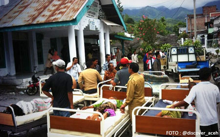 03 07 2013 relawan sigap bantu korban gempa aceh