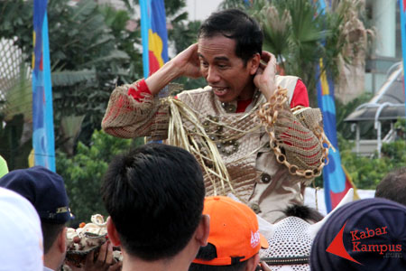 30 06 2013 Jokowi Berkuda 05