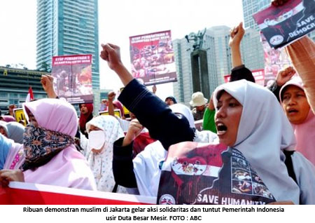 19 08 2013 muslim indonesia tuntut usir dubes mesir