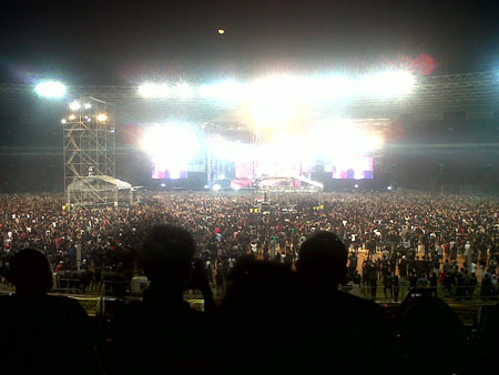 25 08 2013 Suasana Konser Metallica dari Tribun