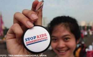 03 12 2013 Ilustrasi pemahaman hiv aids