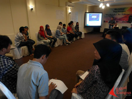 Workshop Pluralisme untuk Pers Mahasiswa di Bandung, Kamis, (05/06/2014). FOTO. Mega Dwi Anggraeni