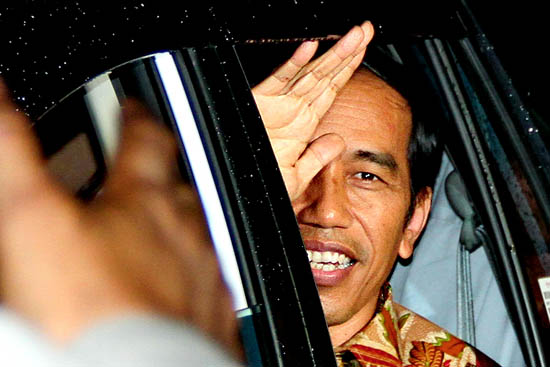 Jokowi saat di KPU, Selasa, (22/07/2014). FOTO : Frino Bariarcianur