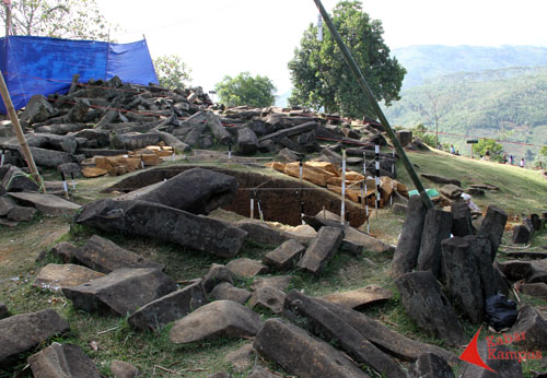 Para Peneliti Ragukan Hipotesis Situs Gunung  Padang 