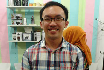 Tinggalkan Gelar Sarjana Demi Kopi