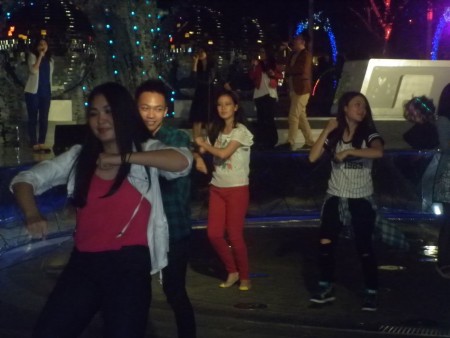 Mahasiswa LSPR Meriahkan Natal di Central Park