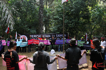 Upacara peringatan HUT RI ke-70 di makam leluhur Sumedang Larang, Sumedang, Jawa Barat, Senin, (17/08/2015). FOTO : Fauzan Sazli