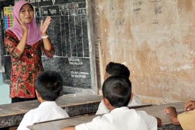Tahun 2016, Tunjangan Profesi Guru Indonesia Jadi 80 Triliun
