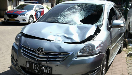 Mobil Toyota Vios yang dikendarai GHC. FOTO : Agung Pambudhy/DETIKCOM
