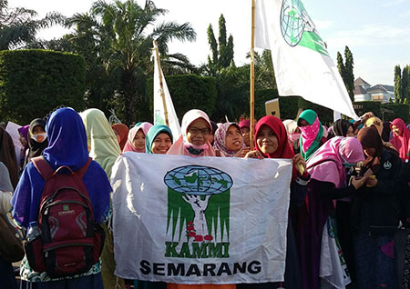 KAMMI Semarang adakan Aksi Solidaritas ‘Gerakan Menutup Aurat”. Dok. KAMMI