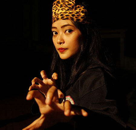 Perempuan Harus Belajar Silat