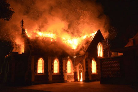 19 05 2016 masjid aussie terbakar