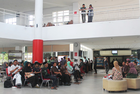 Perpustakaan UGM menjadi arena diskusi dengan berbagai tema berkaitan dengan problema masyarakat. FOTO : UGM