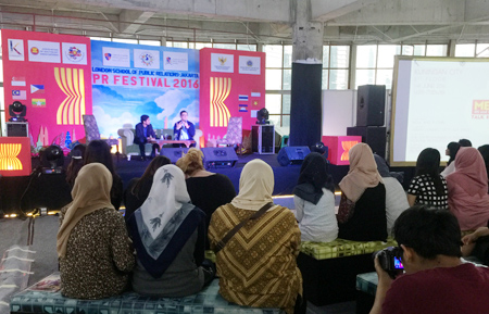 London School of Public Relations (LSPR) - Jakarta menyelenggarakan PR Festival 2016 bertemakan “Me and ASEAN” Talk Show di Event Hall 3rd Floor Kuningan City- Jakarta. FOTO : LSPR