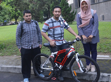 Sepeda tompel buatan mahasiswa UGM. (UGM)