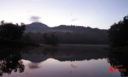 Suasana pagi di Taman Wisata Situ Patengan, Ciwidey, Kabupaten Bandung. FOTO : FRINO BARIARCIANUR