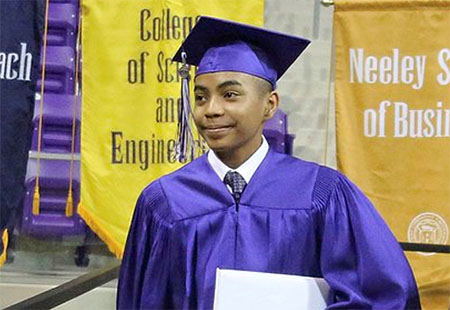 Inilah Ilmuwan Fisika Termuda dari Universitas Texas