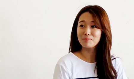 Luna Mahasiswi Asal Korea yang Menyukai Bandung