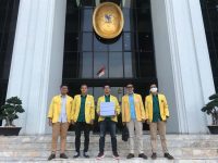 Mahasiswa Unnes Gugat Nadiem ke Mahkamah Agung