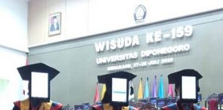 Wisuda Undip Diwakili Robot