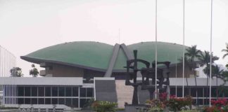 Dewan Perwakilan Rakyat (DPR) Tanpa Perwakilan
