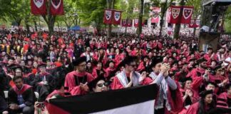 Dukungan Para Alumni Atas Sikap Tegas Universitas Harvard