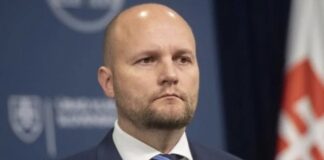 Dinamika Politik Slovakia dalam Bayang-bayang Perang Ukraina: Antara Penegakan Hukum dan Perubahan Arah Kebijakan