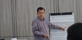 Jusuf Kalla: Krisis Ekonomi dan Politik Tidak Bisa Dipisahkan, Universitas Harus Hadir Memberikan Solusi