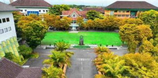 Kampus di Solo bukan cuma UNS